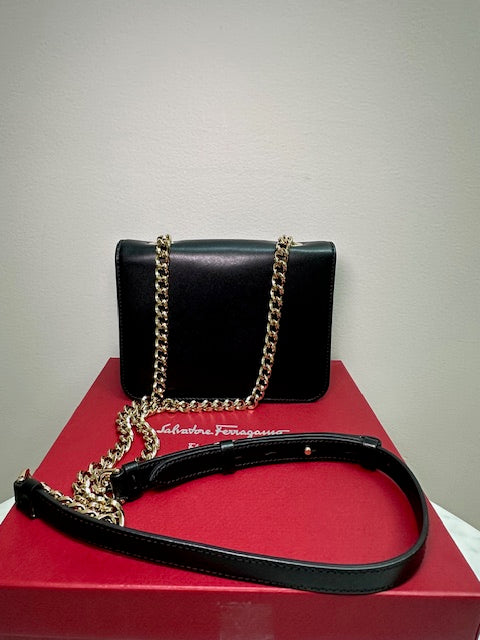 Salvatore Ferragamo Vara Ribbon Chain Shoulder Bag