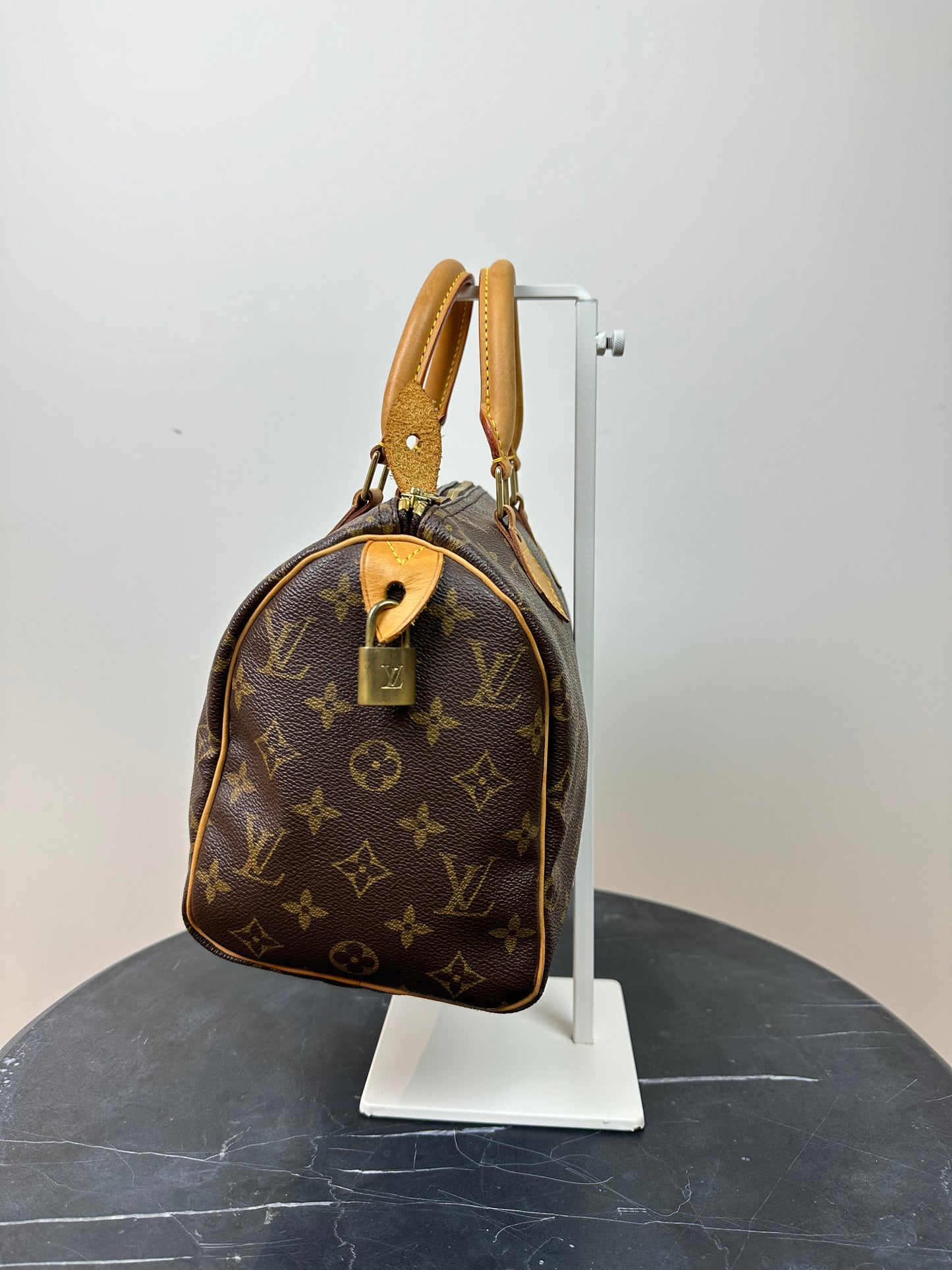 Louis Vuitton Speedy 25 - Monogram