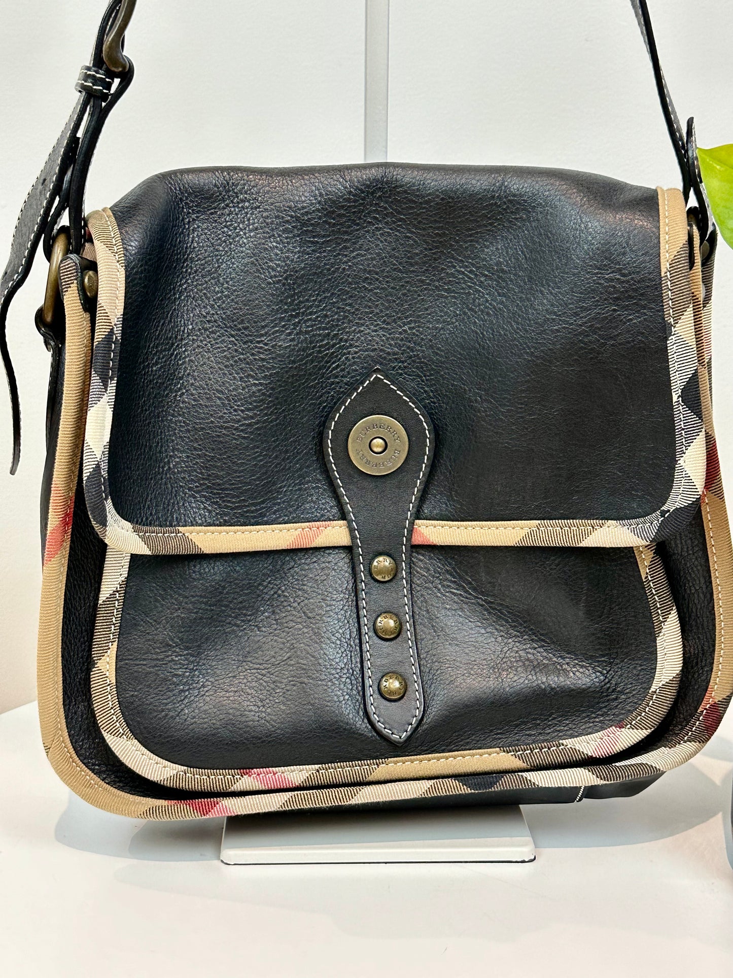 Vintage Burberry shoulder bag